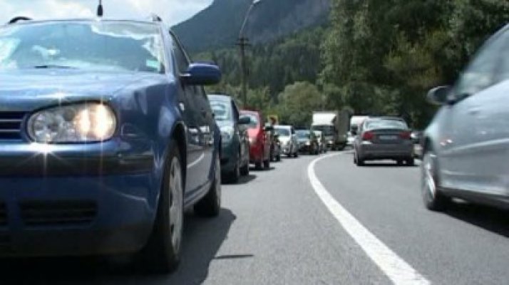 Veste bună pentru posesorii auto: S-au pus bazele simplificării birocraţiei privind taxa auto